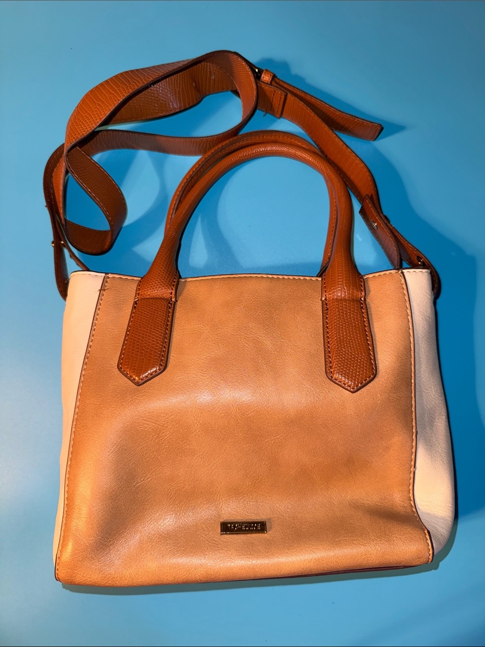Rachel Zoe Tan and Brown Leather Shoulder bag  Crossbody